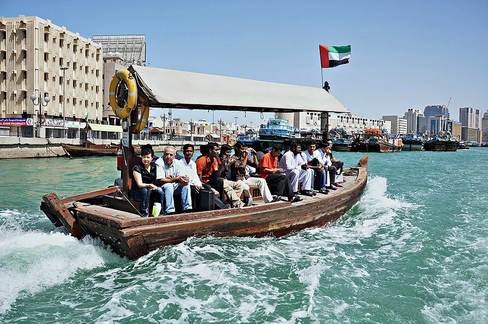 Abra ride across Dubai Creek